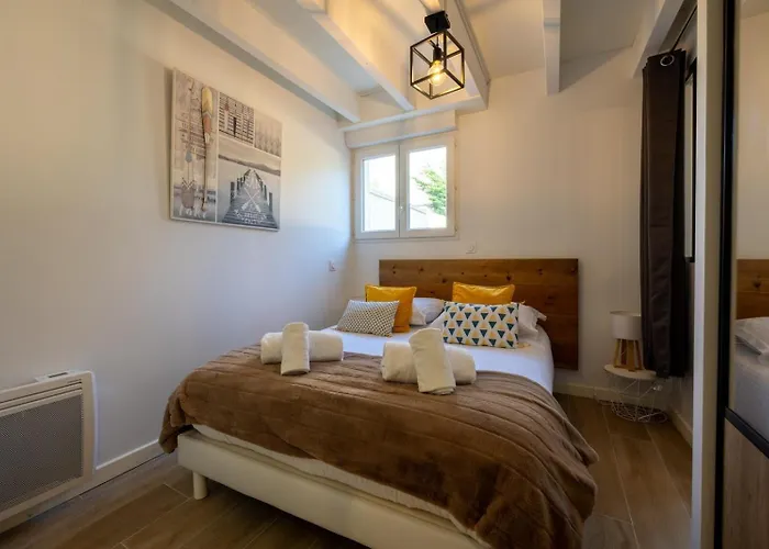 La Truffière - Charmante Maison Avec Terrasse Appartement *