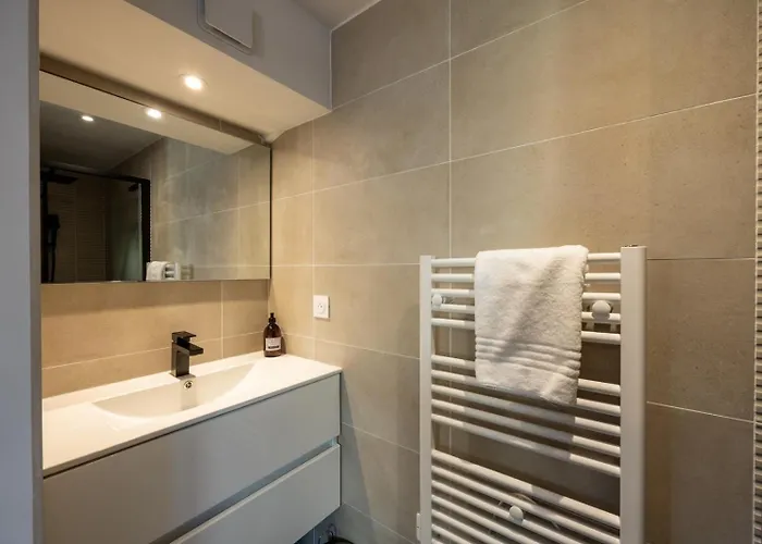 La Truffière - Charmante Maison Avec Terrasse Appartement *